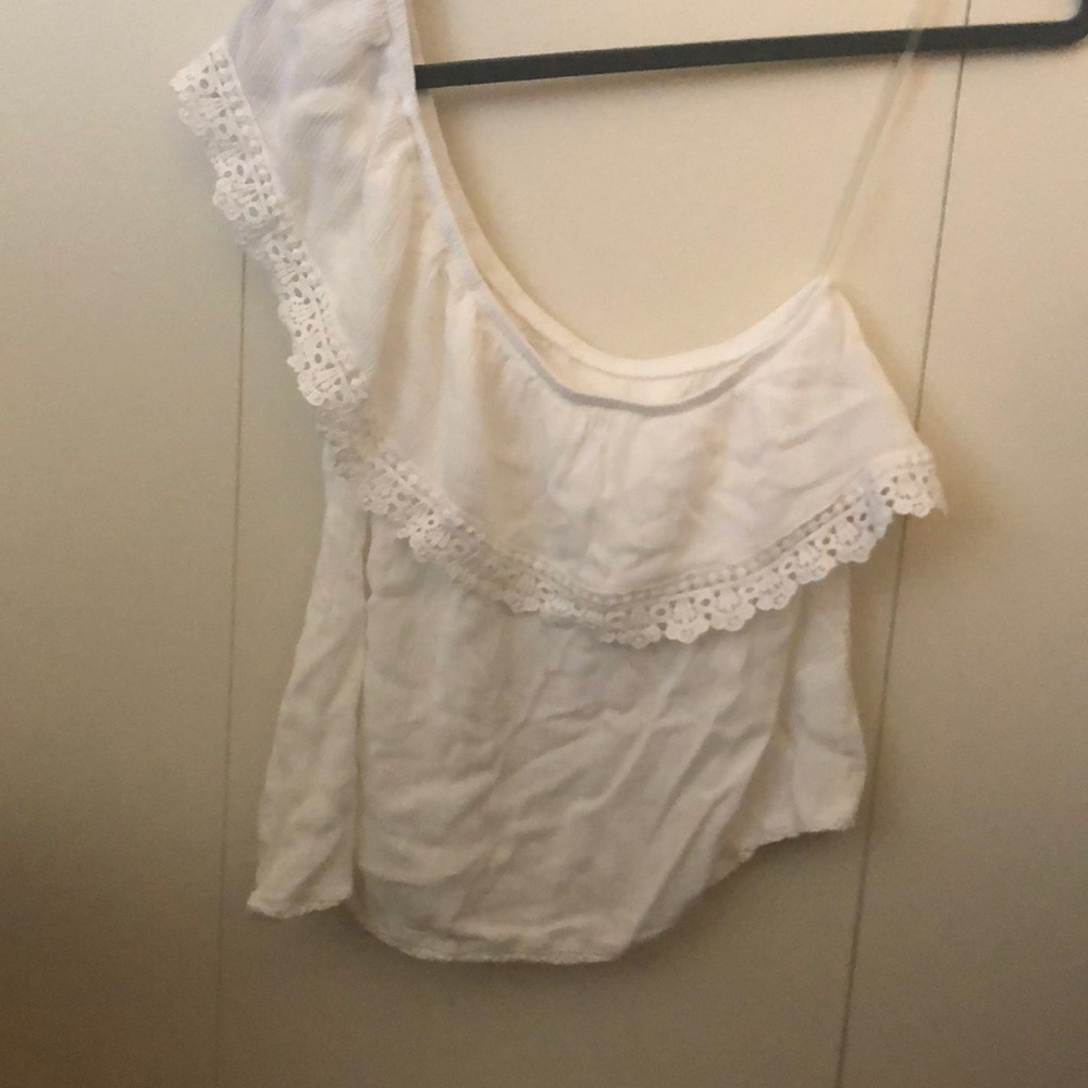 Cute one shoulder top
